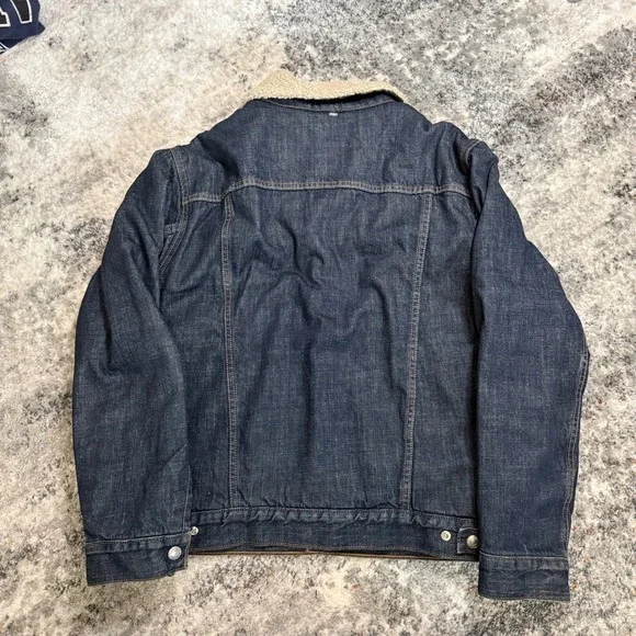Levis Mens Sherpa Lined Denim Trucker Jacket Dark Wash Blue 0520 Medium - Picture 3 of 5